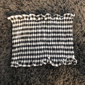 Black and White checkered sleeveless top (s/m)